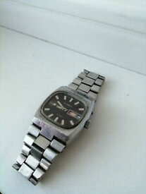 【送料無料】　腕時計　スラウォッチタンクビンテージロシアソデータソメンズwatch slava tank automatic vintage russian ussr wristwatch daydata soviet mens