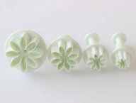 cotta 抜き型(マーガレット 4個セット) 白 最大:径45×H15mm、最小:径23×H15mm 86774