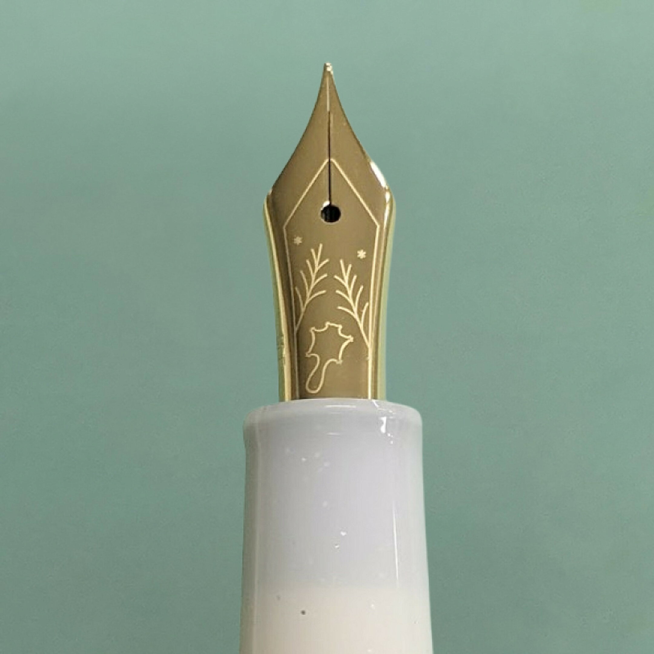 春を呼ぶエゾモモンガイメージ4