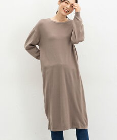 SALE ワンピース 長袖 ロング丈 ニット クルーネック アクリル混 無地 なめらか フェミニン オールシーズン 黒 レディース セール Honeys ハニーズ ニットワンピース