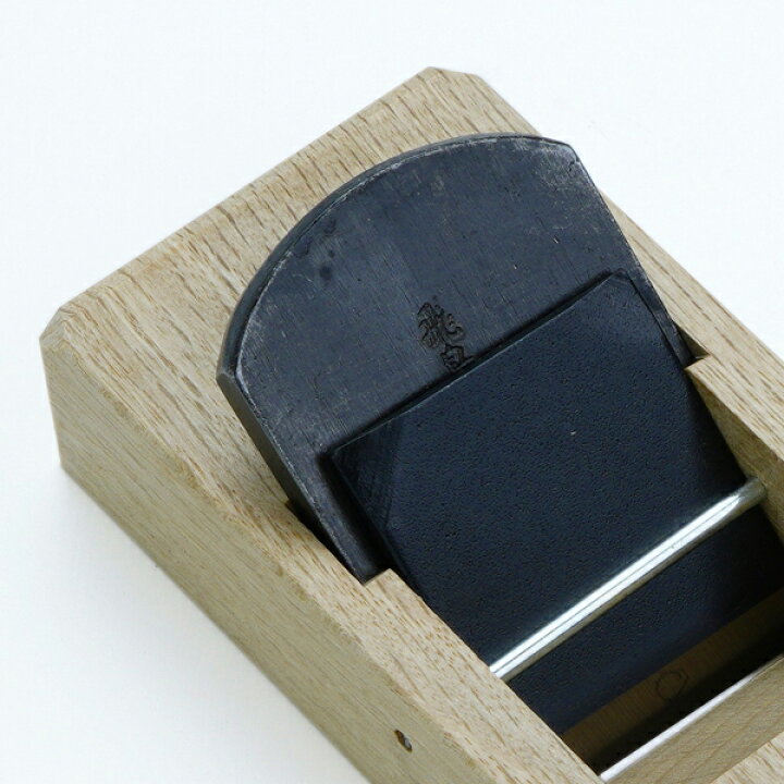 楽天市場】飛鳥 小鉋 48mm 青紙2号 極軟鉄 白樫7寸台 ヒナ型 二枚鉋(鉋 