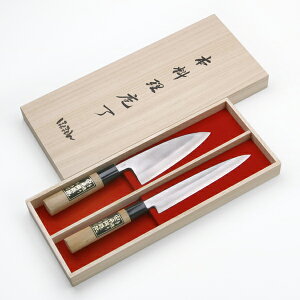 家庭向け包丁セット 銀三ステンレス 木箱入 2本組 出刃包丁 ステンレス 片刃 135mm 柳刃包丁 片刃 180mm 和包丁 誕生日 母の日 プレゼント 退職祝い 名入れ無料 銀3 日本製