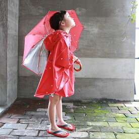 オシャレキッズさんのレインポンチョ！”392（ミクニ）”KIDS PONCHO S（サンカク/レッド）【レインコート かっぱ 雨具 撥水 子供】 レインウェア 梅雨 雨 対策 シンプル 自転車 キッズ 通学 雨合羽 雨具 通学用 贈り物 プレゼント 男の子 女の子