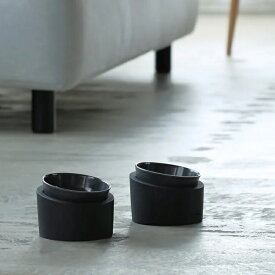 器とベースがセパレートになったペットフィーダー！”ideaco（イデアコ）”Pet Feeder Water（Low）【ウォーターボウル 犬 猫 ペット 給水 水飲み イヌ ネコ いぬ ねこ】インテリア雑貨＆キッチン雑貨のお店hono おしゃれ かわいい プレゼント ギフト 内祝い 小物