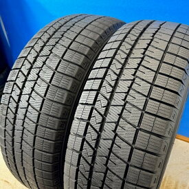 中古タイヤ　中古スタッドレスタイヤ　235/45R18　ダンロップ　WINTER MAXX03 WM03　スタッドレスタイヤ　235/45/18　2本　中古タイヤ　【2020年製造】