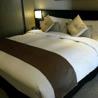 Hotel Room Dube Hotel Style Feather Bedspreads Dube Style K