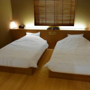 �z�e���̃x�b�h�J�o�[(�f���x�X�^�C��) US�V���O���T�C�Y�ysmtb-kd�z���i�̓z�e���̋q���ɂ��[�߂��Ă���Q��(���z�c���x�b�h�J�o�[)���A���ƒ������1�����炨�͂����܂�!����Ŏ���̐Q��