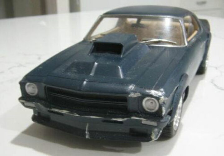 楽天市場】ミニカー 1/18 ☆マッドマックス劇中車 ホールデン・モナロ 