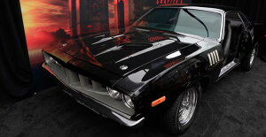 �~�j�J�[�@1/43�@�W�����E�E�B�b�N�@4�@1971�@�v�����X�E�o���N�[�_�@�A���ԁ@PLYMOUTH - CUDA COUPE 1971 - JOHN WICK CHAPTER 4�y�\�񏤕i�z