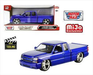 �~�j�J�[�@1/25�@2006�@�V�{���[�E�V���o���[�h�@�F�@1:25 Chevy Silverado Extended Cab 2006 Custom�@MOTORMAX�y�\�񏤕i�z