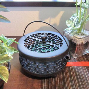 和モダン スチール製 蚊取り線香 ホルダー 蚊取り線香入れ 蚊 防蚊 虫よけ モダン アンティーク 和室 アウトドア キャンプ テント グランピング アジアン雑貨 バリ雑貨