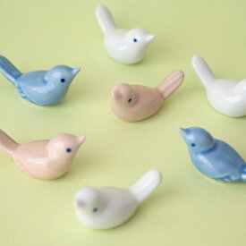 【最大1000円OFF】sen 小鳥の箸置き／3カラー 波佐見焼 とり トリ はしおき【作家 和食器 はしおき 箸おき カトラリー 動物 かわいい おしゃれ オシャレ ギフト プレゼント】