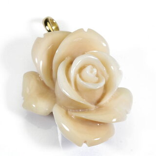 白珊瑚薔薇の花彫刻ペンダント