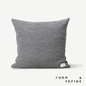 Form & Refine フォーム&リファイン クッション おしゃれ 高品質 プレゼント ギフト 贈り物 グレー グレイ アルパカウール アルパカ リビング ソファ 肌触り 子供部屋 インテリア 北欧 ベッド