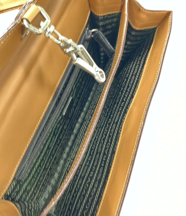 楽天市場】【中古】 プラダ フラップレザーミニハンドバッグ B10527 