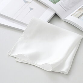 ポケットチーフ シルク 100％ 1枚入り 【日本製 絹 白 ホワイト メンズ 紳士 男性 新郎 花婿 ウェディング 結婚式 披露宴 発表会 演奏会 入学式 卒業式 成人式 式典 プレゼント ギフト 父の日 結婚祝い 上品 ハンカチ 結婚記念日 個包装 無地 シンプル 冠婚葬祭 パーティー】