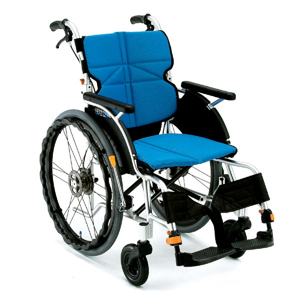 豪華豪華車椅子 軽量アルミ製 自走式車椅子 背折れ 背シート調整 移動・歩行支援用品