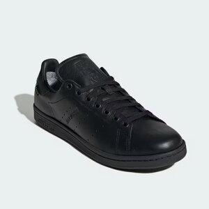 adidasiAfB_X jX^X~X GTX @Y@JR3329@STAN SMITH GTX @Xj[J[@C@SAebNX@GORE-TEX@Core Black / Core Black / Cloud White