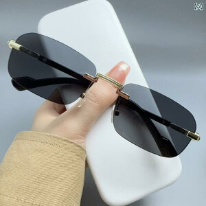 TOX fB[X UV400 ΌY  hCu fB[X t[X TOX Y  `̂ AJ TOX UV Jbg TOX NX{[_[