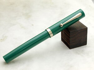 【SHEAFFER/シェーファー】超希少!70年代ノンナンセンス万年筆グリーン軽量プラスチックボディ!普段使いに最適なめらかな書き味