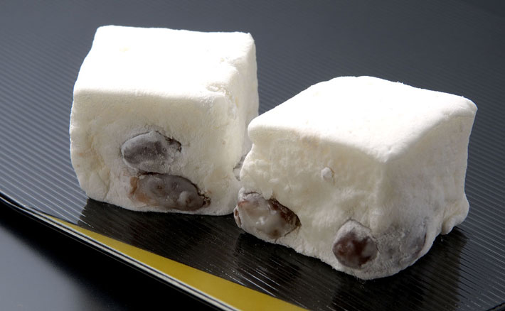 富山銘菓　鹿の子餅（かのこもち）30個入り/淡雪のような口どけ、上品な甘さ【送料無料ライン対象外】