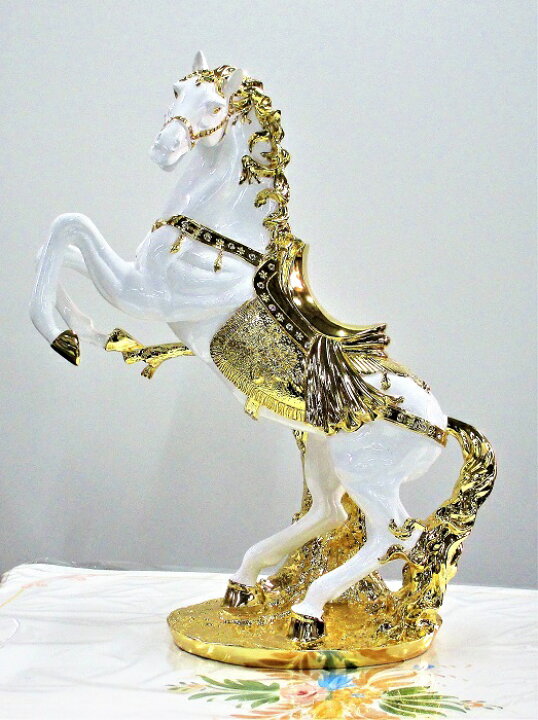 楽天市場】馬 置物 跳ね馬 オブジェ H68cm 金 白 オーナメント うま 