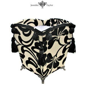 ジェニファーテイラー ダストボックス 脚付き ゴミ箱 おしゃれ Yorke ヨーク ダマスク柄 タッセル BOX 小物入れ カルトナージュ JENNIFER TAYLOR かわいい インテリア雑貨 ヨーロピアン アンティー