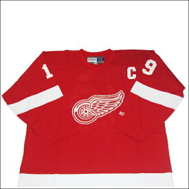 DETROIT RED WINGS (デトロイトレッドウィング) replica hockey jersey　アイスホッケーシャツ #19【YZERMAN】アイスホッケー　ゲームシャツ 大きいサイズメンズ　メンズ大きいTシャツ　ヒップホップ衣装　ダンス　衣装　ジャージ