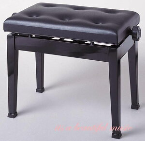【its】最新ロット入荷!先着50本にピアノクロスもれなくプレゼント中!!超ベストセラー!座面幅57cm/6つボタンの堂々サイズ!定番ピアノ椅子 イトマサitomasa/AE(黒色)