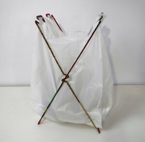 ���T�C�N���T���[�̃S�~�܃��C���[�X�^���h�@ PeopleTree �s�[�v���c���[ �t�F�A�g���[�h fairtrade