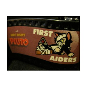 EHg fBYj[ NVbN RNV v[g̒ I[vjO^Cg tB tBMA l` u CeA v[g Opening Title Plaque First Aiders