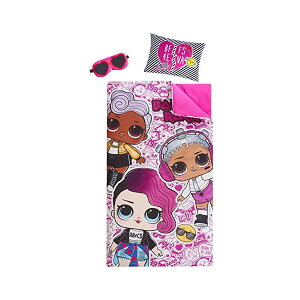 LOLTvCY Zbg X[sOobO  zcZbg  ObY tBMA l` t@bVh[ LOL Surprise Giftable Sleepover Set with Sleeping Bag, Pillow & Bonus Eye Mask, Ages 3+, Pink