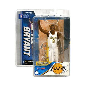 �}�N�t�@�[���� �g�C�Y NBA �o�X�P�b�g�{�[�� �A�N�V���� �t�B�M���A �_�C�L���X�g McFarlane Toys NBA Series 11 - Kobe Bryant 4 White Jersey