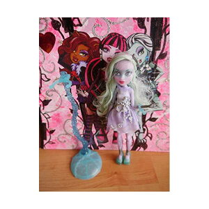 �����X�^�[�n�C �h�[�� �l�` �t�B�M���A �����ւ� �������� �O�b�Y Monster High Haunted Getting Ghostly Twyla Doll
