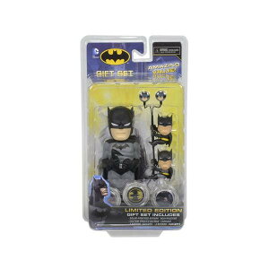 obg} tBMA MtgZbg l` lJ NECA DC Comics Batman Limited Edition Scalers, Hub Snaps, Body Knocker, Earbuds Gift Set