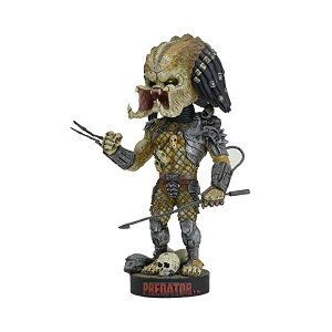 vf^[ tBMA l` lJ NECA Predator - Head Knocker - Jungle Hunter With Spear Toy Figure