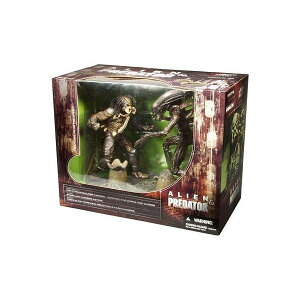 vf^[ GCA }Nt@[ tBMA l` McFarlane Toys Movie Maniacs Series 5 Deluxe Boxed Set Alien & Predator