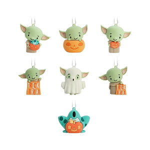 Hallmark �X�^�[�E�E�H�[�Y: �}���_�����A�� �O���[�O�[ �u���C���h �{�b�N�X �~�j �n���E�B�� �I�[�i�����g (�����_����2�̃I�[�i�����g) Hallmark Star Wars: The Mandalorian Grogu Blind Box Mini Halloween Or