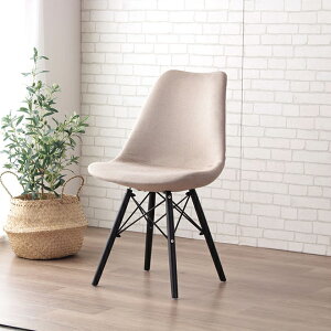 CX Louis VF`FA b ǂȃV[ɂ}b`VvłȃJ^`Bݍނ悤ȍSnNZɂȂfUC`FAłBfXN`FAɁA_CjO⃊rO