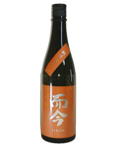 y2025N7z ċ  Γ 720ml