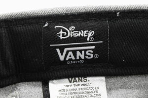 楽天市場 バンズ Vans キャップ ディズニー ミッキー 90th ジョッキー プレーン クレイジー コラボ Vans Disney Mickeys 90th Jockey Plane Crazy Cap Wネーム ストラップバック 帽子 メンズ レディース ユニセックス 男女兼用 Vn0a3hzaxh8 ヴァンズ Ice Field