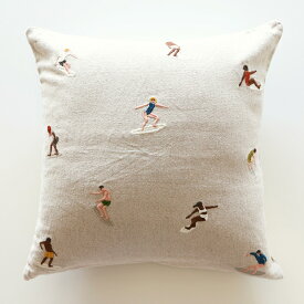 ファインリトルディ　クッションカバー　サーファーズ　SURFERS 約48cm×約48cm (Elisabeth Dunker) Fine Little Day 刺繍 インテリア おしゃれ 北欧 サーフィン