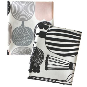 【 ハーフカット 】 柄違い 2枚セット マリメッコ 生地 プータルフリンパルハート コンポッティ 約70cmX50cm カットクロス お試し ハギレ marimekko ファブリック 布 はぎれ PUUTARHURIN PARHAAT No.960 KOMP