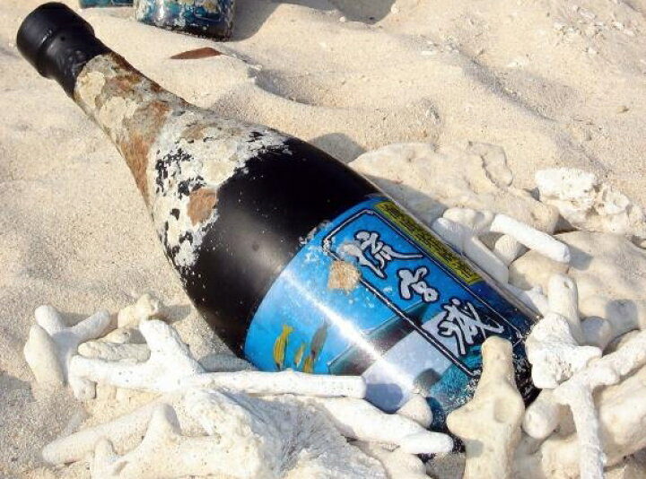楽天市場】泡盛古酒 海底酒 琉宮の邦 720ml(熟成 1本もの 木箱入り 