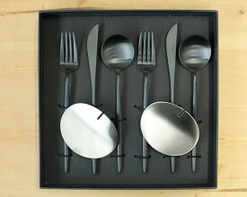 クチポール ムーンマット ブラック ディナーセット（ディナーナイフ・ディナーフォーク・ディナースプーン） + カトラリーレスト 8点セット 化粧箱付 【カトラリー クチポール ナイフレスト　箸置き】【食器 カトラリー】【クチポール Cutipol】【ギフト】
