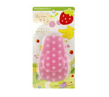 【犬】【猫】【ブラシ】ペッツルートフルーツ村のラバーブラシ。商品画像1。