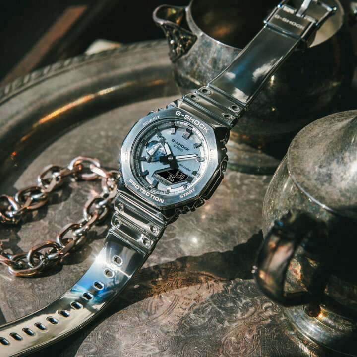 楽天市場】G-SHOCK メタルカバード GM-2100YM-8AJF シルバー カシオ G 