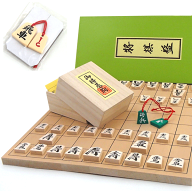 囲碁ラボ1番人気の木製将棋盤セット　新桂5号折将棋盤と人気ナンバー1優良押将棋駒（裏赤）桐駒箱入り オ…