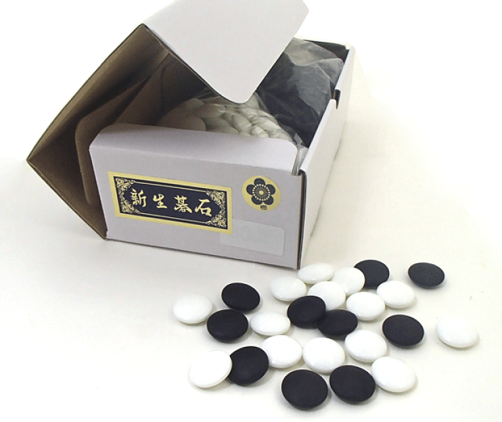 楽天市場】碁石 硬質ガラス碁石 打ち易い厚さの新生 梅（箱入り）白石