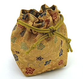 将棋用品　手作り駒袋　和の趣で華やか　西陣織（裏打ち）　菱花